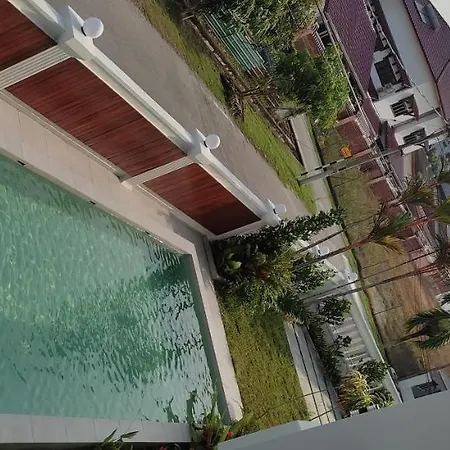 Yes Muar Villa Exterior photo